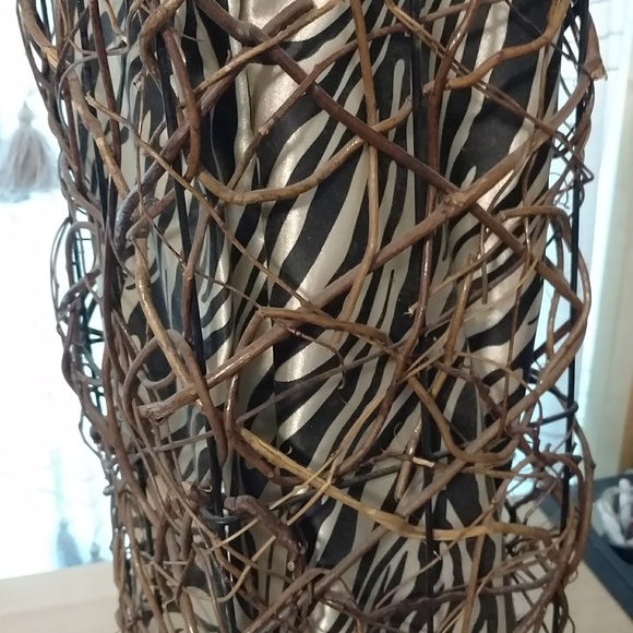 Rattan Leopard Table Lamp - Picture 2 of 4